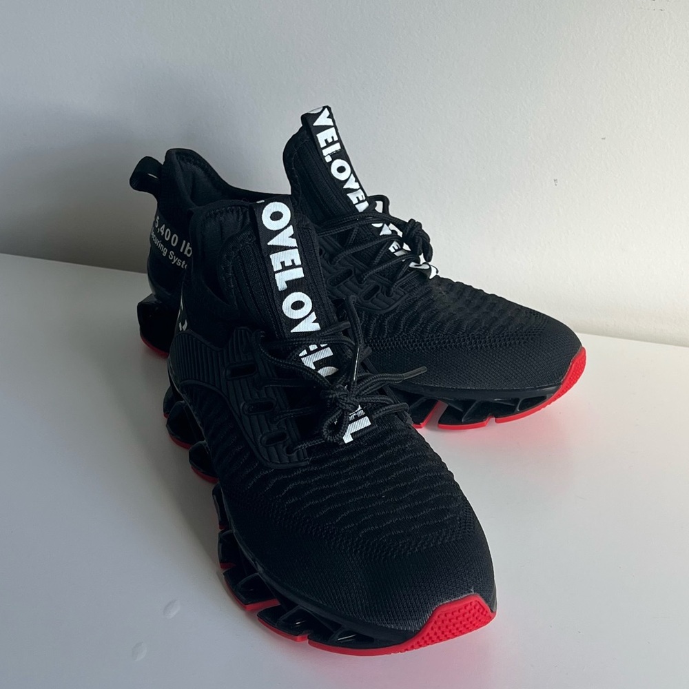 NEVER WORN Black and Red Men's Athletic Shoes US Size 10